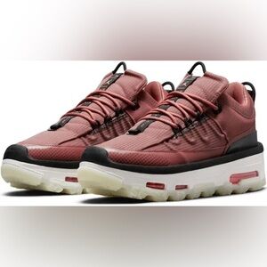 Jordan Air Mae in Canyon Rust and Black